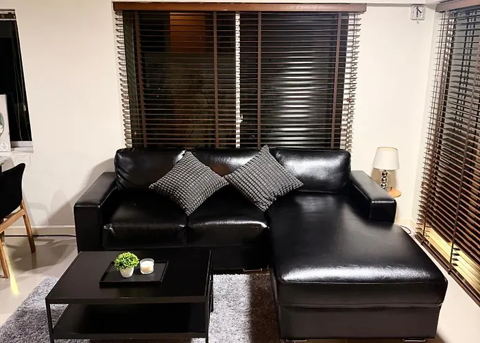 166 Living 펜션